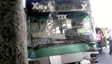 Чудо во время столкновения трех автобусов в Бат-Яме