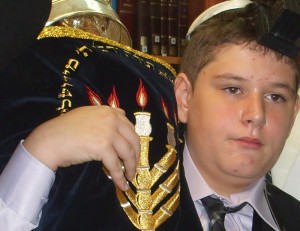 Рони Берлин отпраздновал бар-мицву в Хайфе Рони Берлин отпраздновал бар-мицву в Хайфе