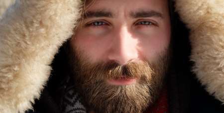 Почему евреи не бреют бороду?