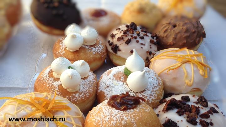 Настоящие суфганийот (ханукальные пончики) Настоящие суфганийот (ханукальные пончики)