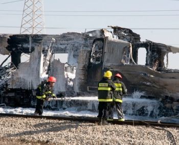 Между Тель-Авивом и Хайфой загорелся поезд Между Тель-Авивом и Хайфой загорелся поезд