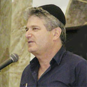 Зеев Раз