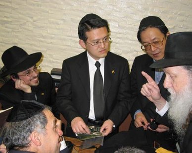 All the Nations of the world will stream to G-d's Temple All the Nations of the world will stream to G-d's Temple