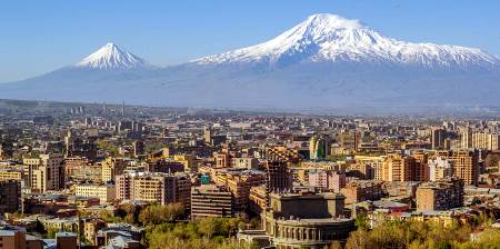 В Армении прошла тихая революция. В России все спокойно!