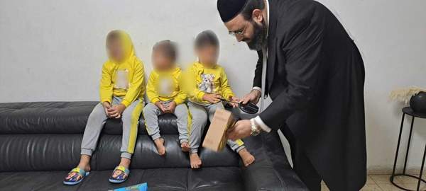 Три еврейских мальчика, сыновья отца-араба, прошли обряд обрезания в один день