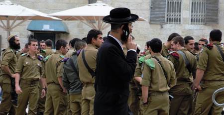 Обязан ли студент йешивы в Израиле призываться в армию?